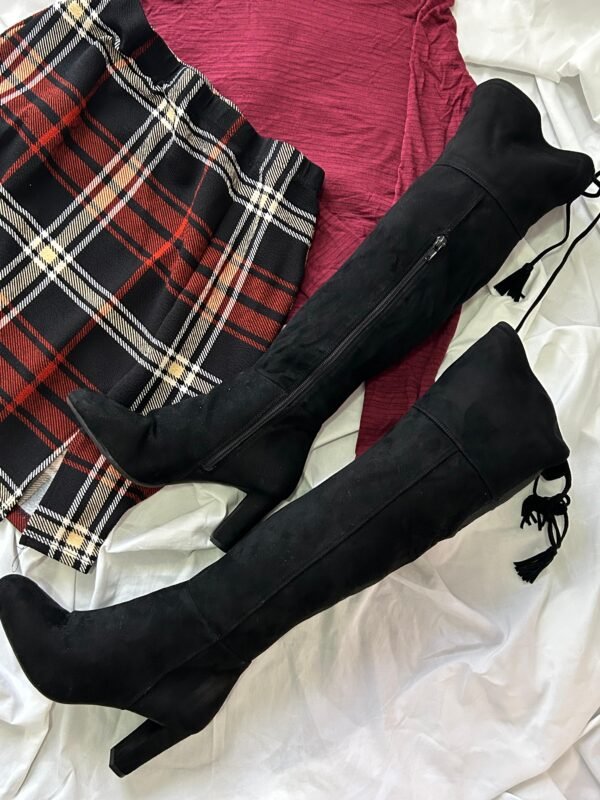 Botas negras corte largo
