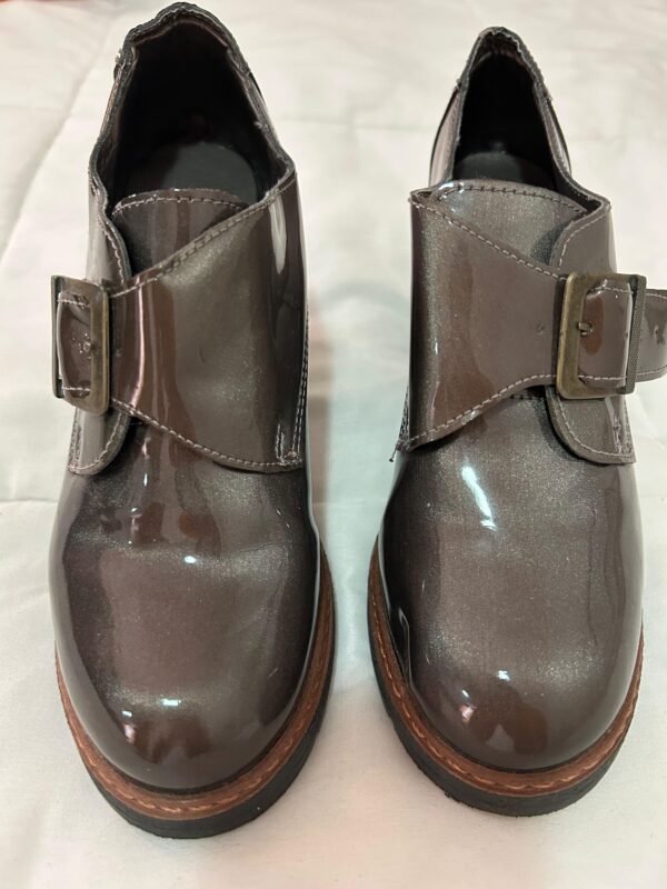 Zapatos de charol